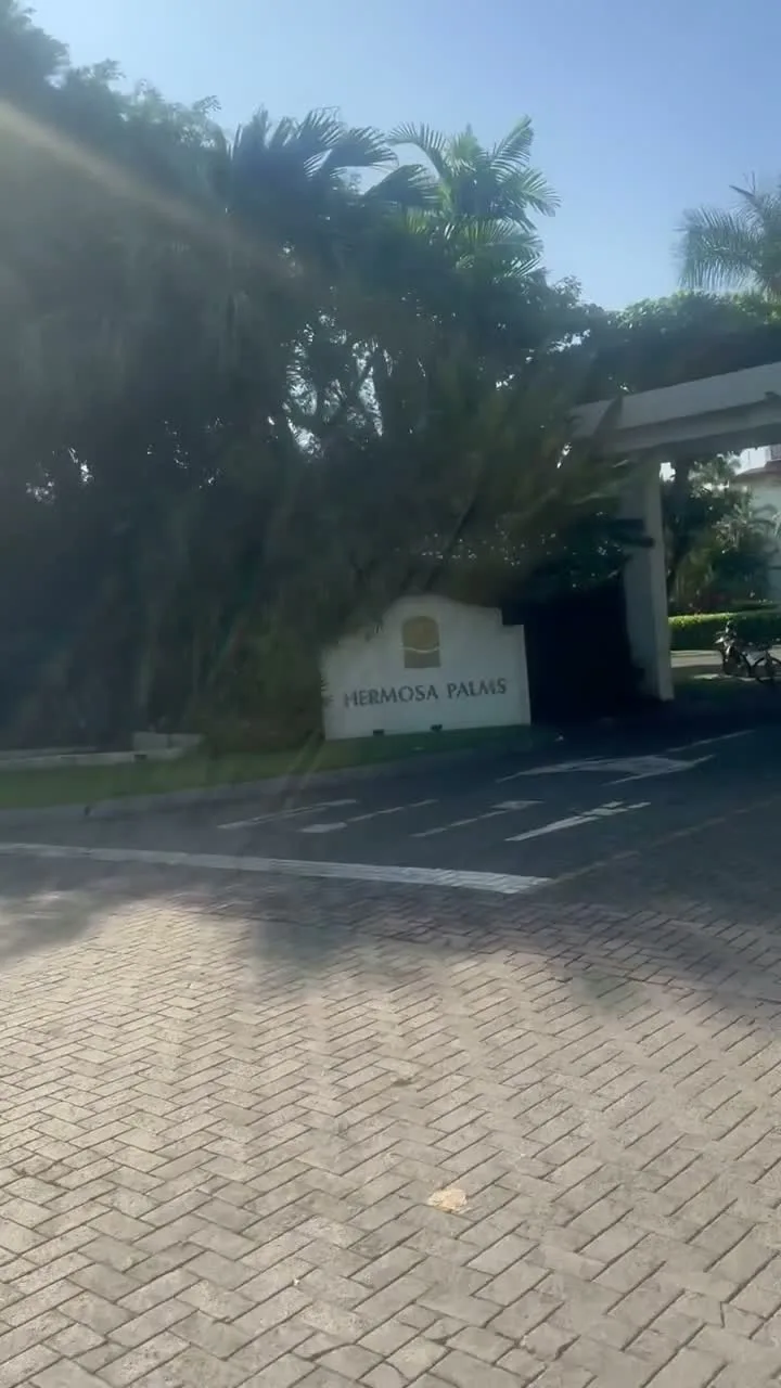 The road into Hermosa Palms: the last turn home