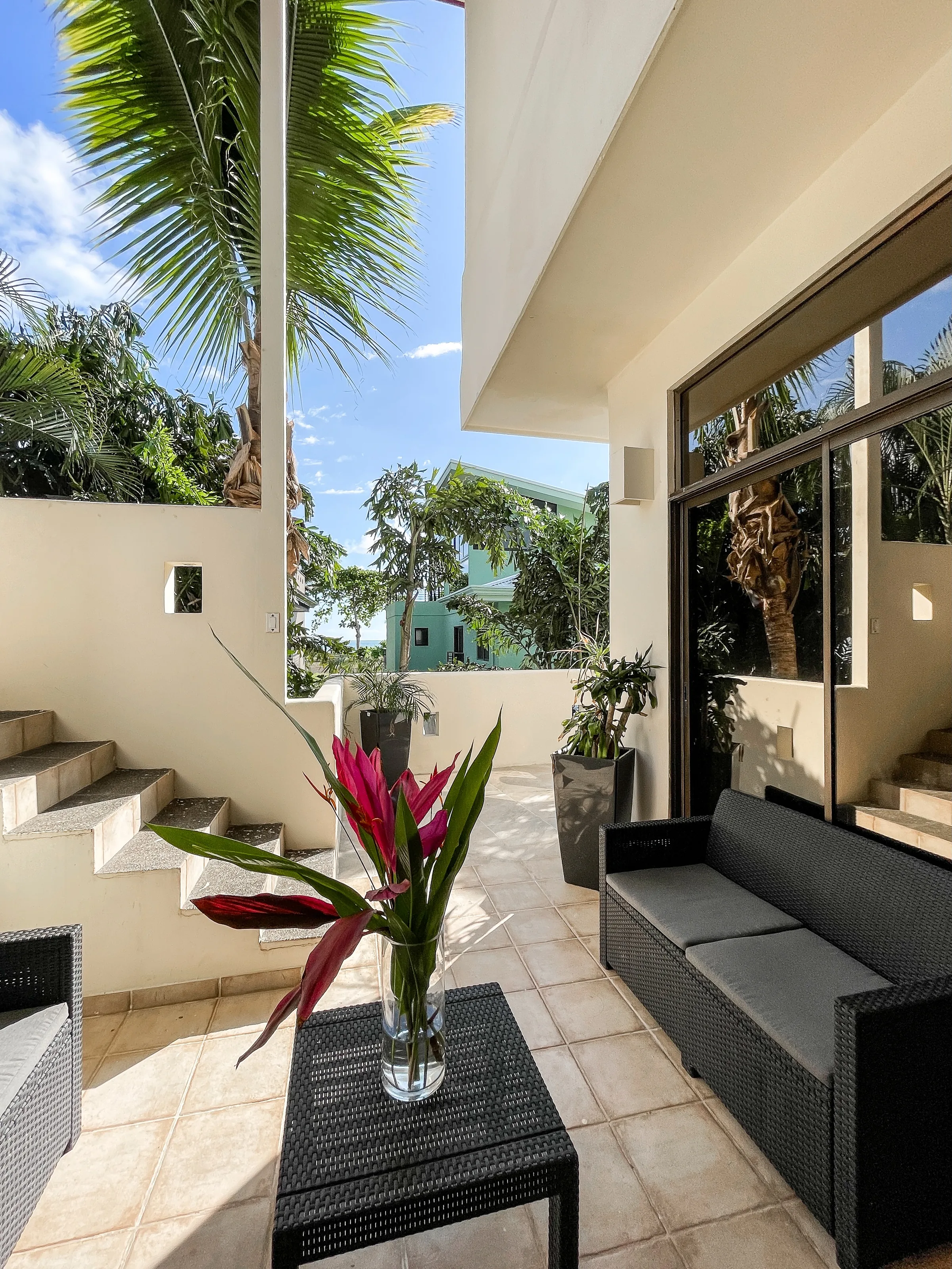Ocean-View Three-Bedroom in Playa Hermosa